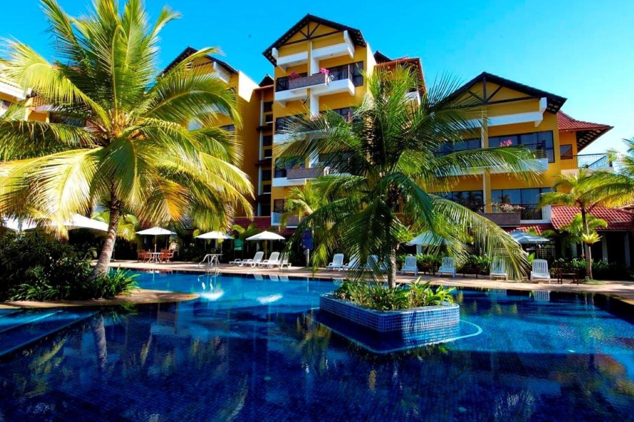 Tiara Labuan Hotel Buitenkant foto