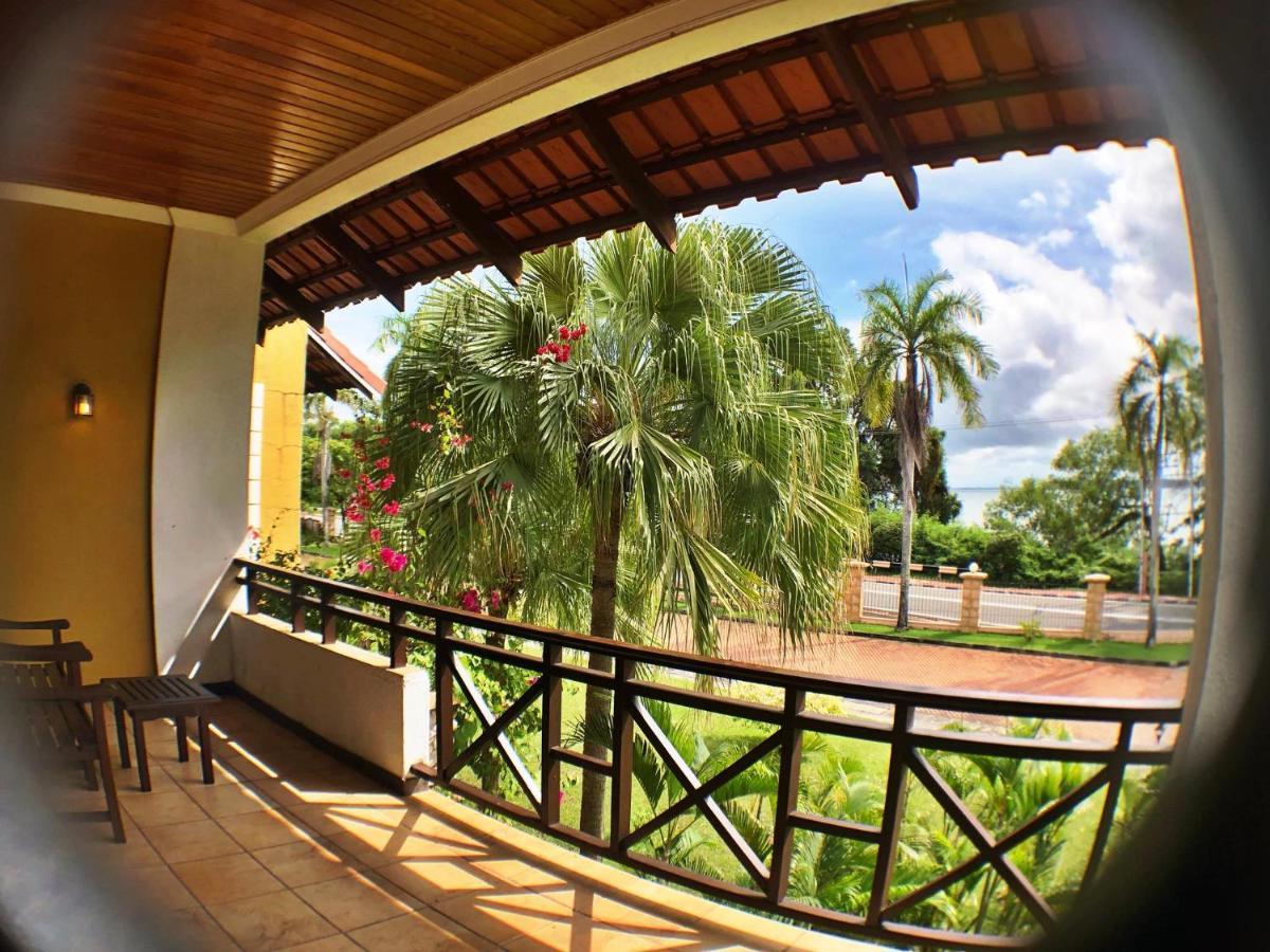 Tiara Labuan Hotel Buitenkant foto